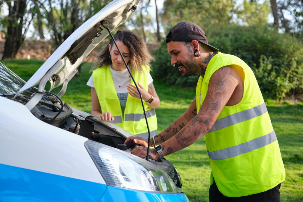 Starting a Roadside Assistance Business Without Towing in the US: A Complete Guide